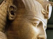 Égypte: la statue de Ramsès II apparaît en terre natale