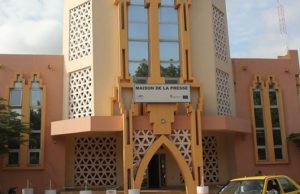 Interdiction de couvrir les activités politiques au Mali: la Maison de la presse « rejette »