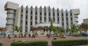 Burkina: la banque BCB nationalisée