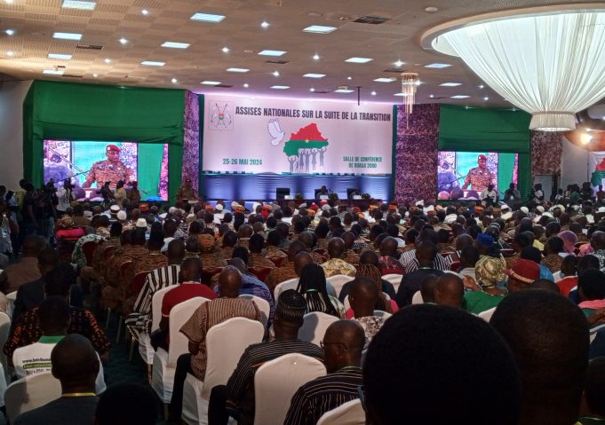 Assises nationales: deux jours pour décider de la suite du destin du Burkina Faso