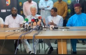 Cameroun: Eto’o présente ses « excuses » à l’entraîneur Marc Brys