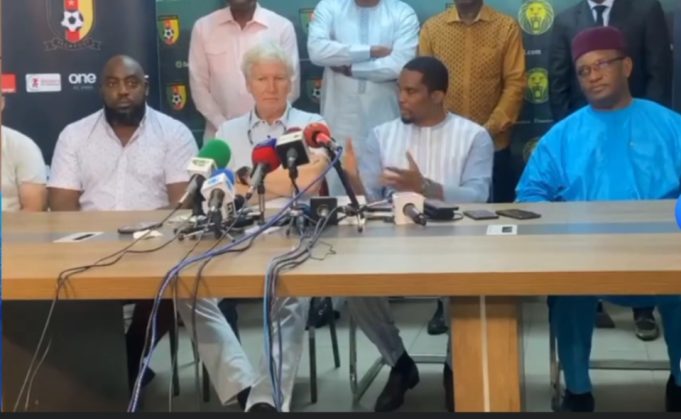Cameroun: Eto’o présente ses « excuses » à l’entraîneur Marc Brys