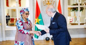 Coopération bilatérale: l’Ambassadeur du Burkina Faso en Hongrie présente ses Lettres de créance au Président Tamás Sulyok