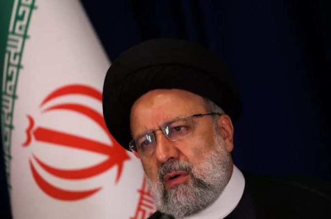 Iran: accident d’un hélicoptère transportant le président Ebrahim Raisi