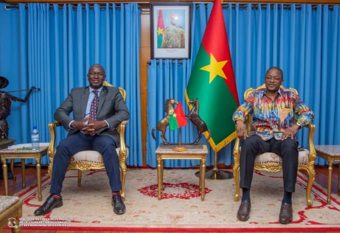Burkina: une délégation de Investisseurs sans frontières chez le ministre des Affaires étrangères