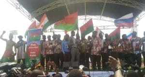 Ouagadougou: des manifestants appellent à la « prolongation » de la transition