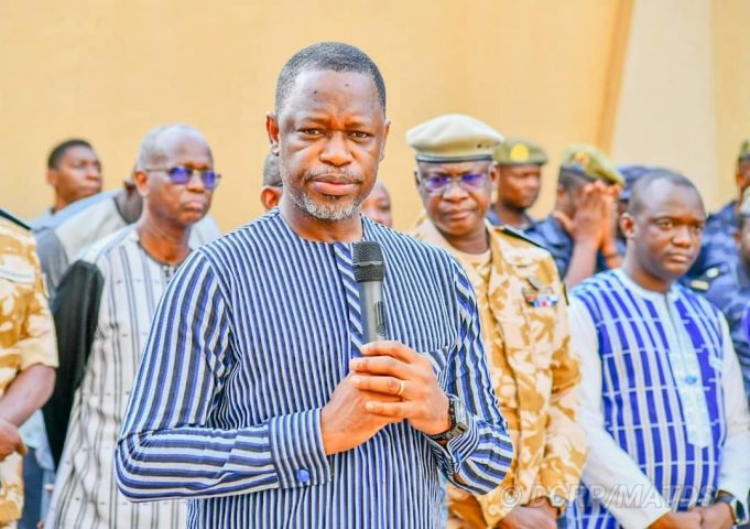 Burkina: le ministre Zerbo appelle son personnel à rester mobilisé pour la reconquête du territoire