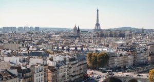 Prostitution : la validation de la loi française dite de « pénalisation du client » est « une grande victoire » (experte)