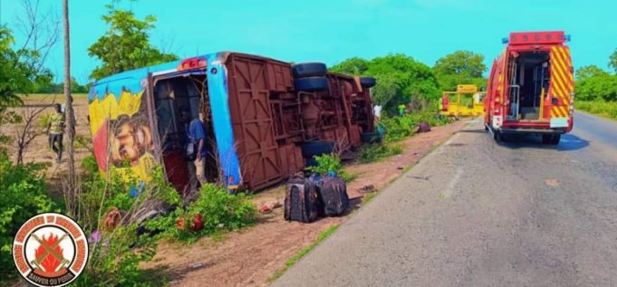 Route nationale n°1: trois morts et 17 blessés dans un accident d’un car (bilan provisoire)