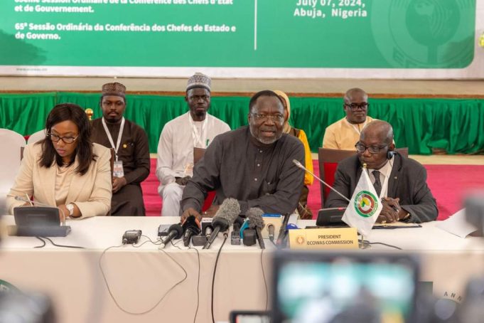 CEDEAO: voici les probables conséquences du retrait des pays de l’AES, selon le président de la commission