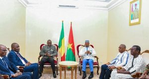 Coopération: le chef du Parlement malien en visite officielle à Ouagadougou