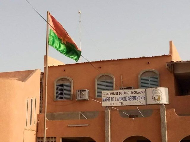 Mairie Arrdt 5