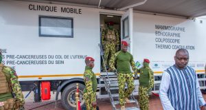 Burkina: des cliniques mobiles et des équipements de la chaîne de froid pour l’amélioration de l’offre de soins