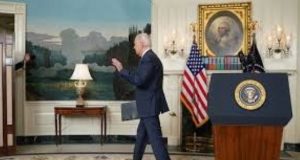 Aux Etats-Unis, Joe Biden se retire, en Afrique, Paul Biya et les autres restent!