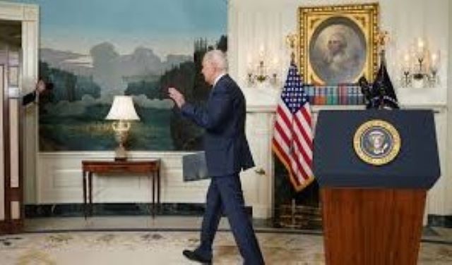 biden sort du jeu