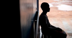 Près d’un quart des adolescentes en couple subissent des violences de la part de leur partenaire, selon l’OMS