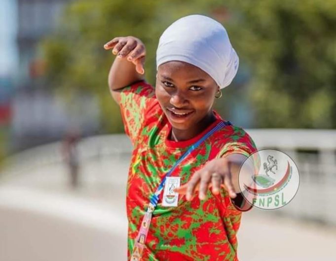 JO Paris 2024/Natation: la Burkinabè Iman Kouraogo termine 5e et est éliminée de la compétition