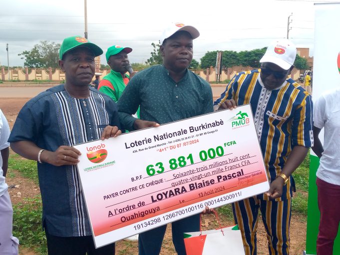 Ouahigouya: il remporte 63 881 000 F CFA avec 300 F CFA au PMU’B