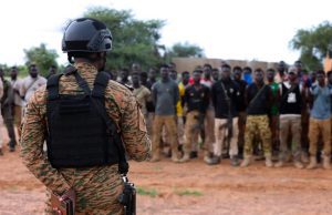 Burkina: reconnaissance du sacrifice des soldats au front