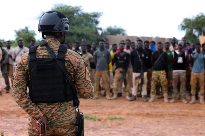Burkina: reconnaissance du sacrifice des soldats au front