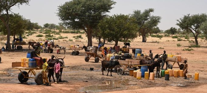 Au Mali, au Niger et au Sénégal, les enfants confrontés à des températures supérieures à 35°C plus de la moitié de l’année