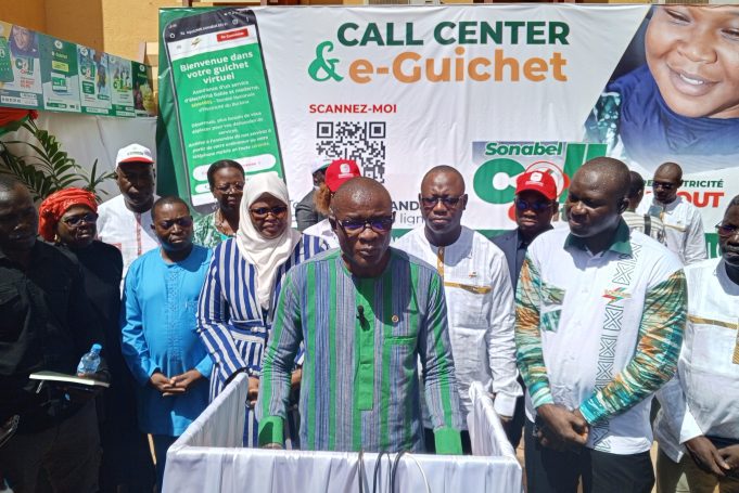 SONABEL: lancement d’un nouveau Centre d’appel et une agence en ligne «e-Guichet»