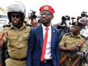 Ouganda: l’opposant Bobi Wine blessé suite à des tirs