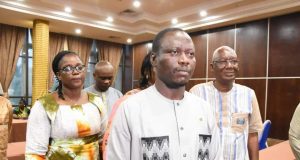 Éliminatoires CAN 2025: le ministre Roland Somda à Bamako