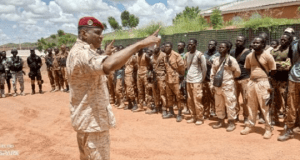 Burkina: le chef d’Etat-major général adjoint des armées à l’écoute des Forces vives à Djibo