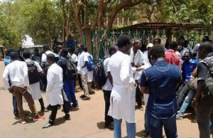 Burkina/Région du Centre: suspension des stages volontaires dans les formations sanitaires publiques