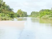 Burkina: la RN1 submergée par les eaux de pluies au niveau du pont de Hèrèdougou