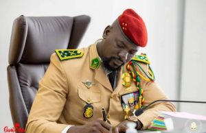 «Enlèvement» d’une opposante en Guinée: le général avait-il besoin de ce coup de pub?