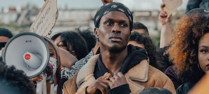 Le chef de l’ONU appelle à une action mondiale pour mettre fin au racisme contre les personnes d’ascendance africaine