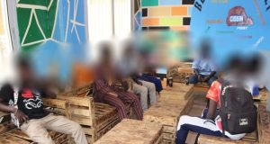 Ouagadougou: fermeture d’un débit de boissons frelatées que fréquentaient des élèves