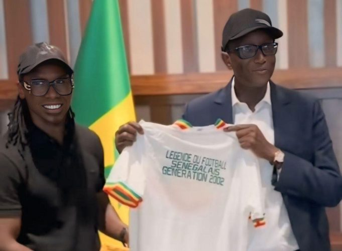 Sénégal: l’ex-Premier ministre Amadou Ba rend hommage à Aliou Cissé