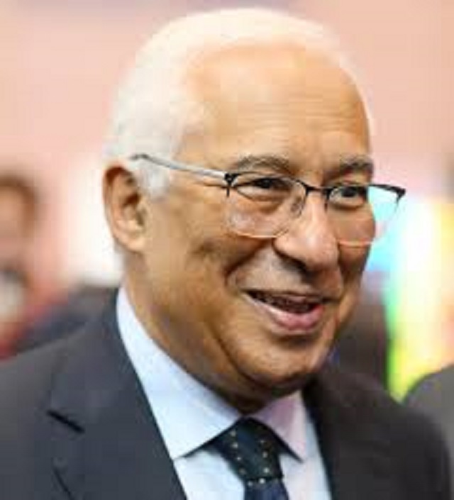 L'ancien Premier ministre, António Luís Santos