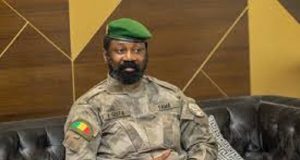 Mali: Assimi Goïta et ses colonels sont devenus généraux