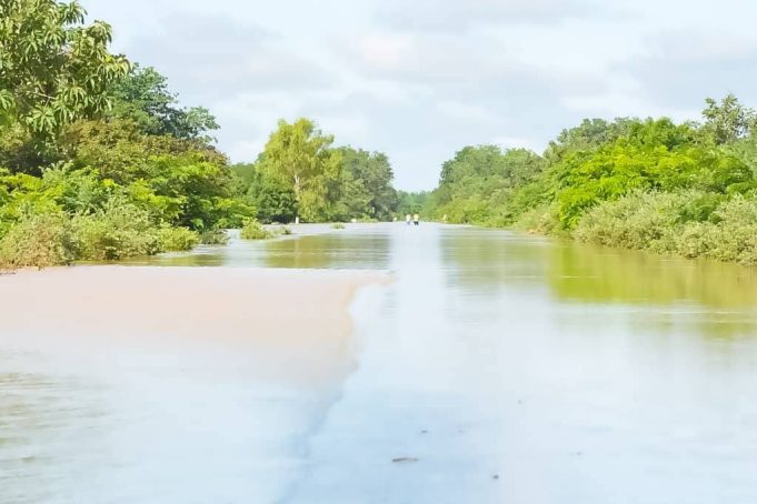 Axe Ouaga-Bobo: la chaussée inondée à près de 1,4 km sur le tronçon Hèrèdougou-Pâ