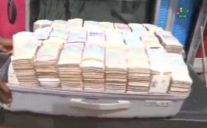 Burkina/Projet de déstabilisation: un individu arrêté avec la somme de 5 milliards F CFA