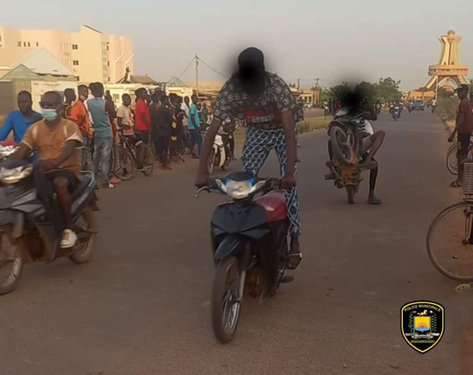 Lutte contre les acrobaties sur la voie publique: environ une trentaine d’engins à 2 roues ont été saisis à Ouagadougou