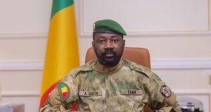 Mali: le président Goïta pense à «mettre fin à la transition»