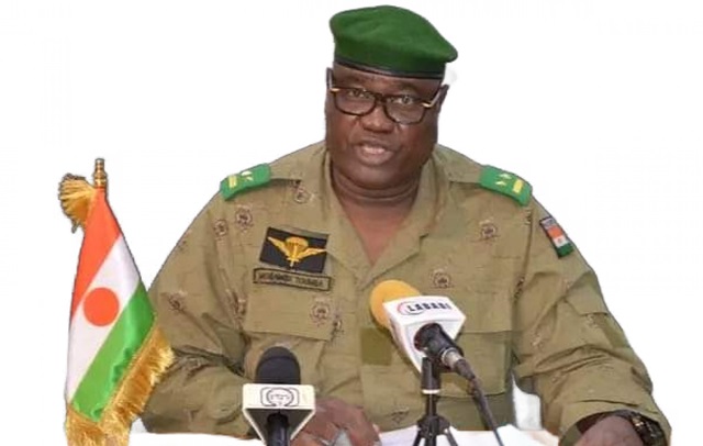 Le ministre nigérien de l'Intérieur, le Général Toumba Mohamed