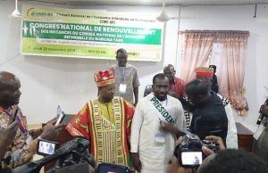 Burkina/Economie informelle: Salifou Nikièma réélu pour un mandat de cinq ans à la tête de la faîtière