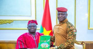 Burkina: la Cour des Comptes remet son rapport public 2023 au Chef de l’Etat