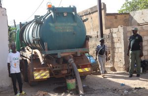Ouagadougou: une citerne de vidange de fosses septiques mis en fourrière