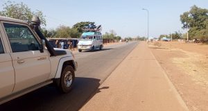 Burkina: des bandes sonores pour remplacer les ralentisseurs de vitesse après leur destruction