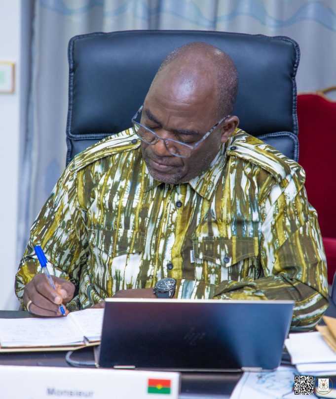 Burkina: Bassolma Bazié nommé président de la Commission nationale de la Confédération des Etats du Sahel