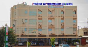 Burkina: des inquiétudes face à la diffusion d’images de personnes sans leur consentement