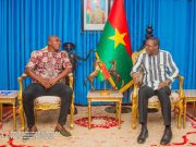 Promotion du sport burkinabè à l’internationale: l’ambassadeur Charles Kaboré en audience avec le ministre Jean Marie Traoré