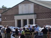 Une élève tue son enseignant et un de ses camarades